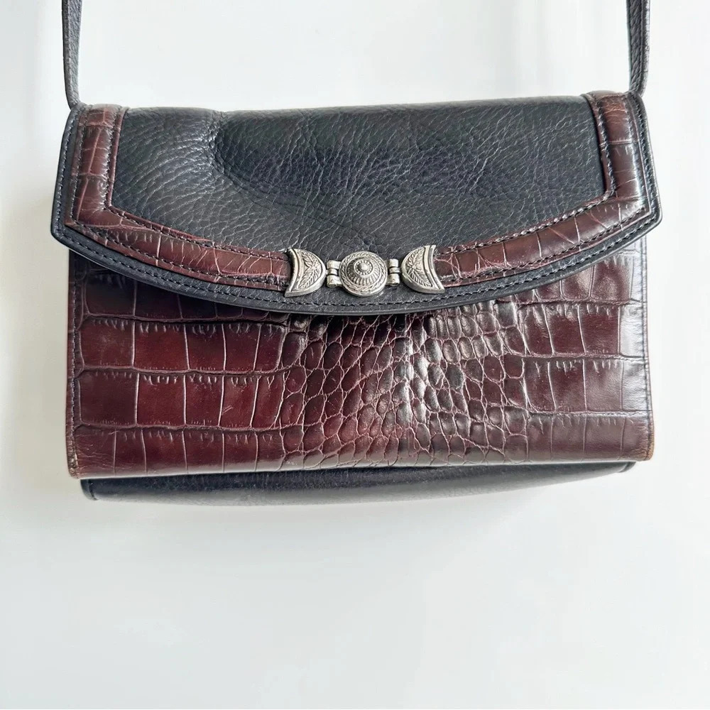 Brighton Leather WOC Black Faux Crocodile Cross Body Adjustable Strap Pockets